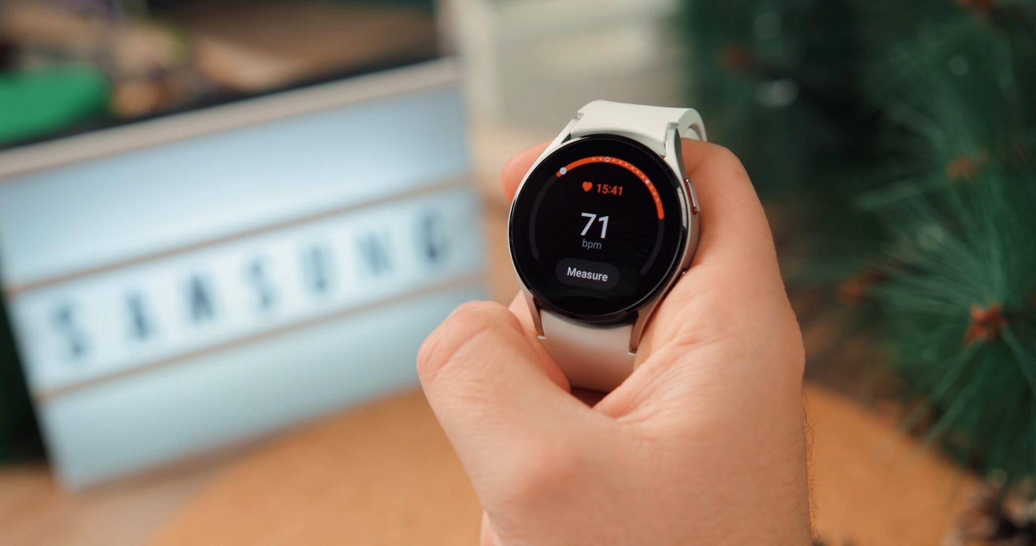 What Is a Bia Sensor How Does It Work on the Galaxy Watch 4? BIA Sport